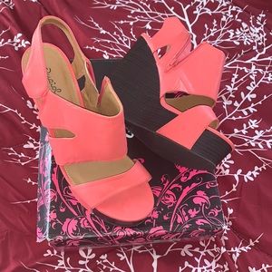 Wedge Sandals coral color